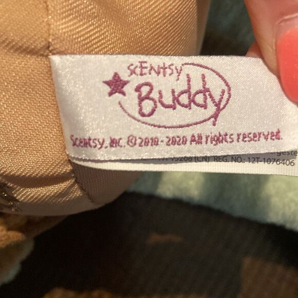 Scentsy Buddy The Mandalorian Star Wars Baby Yoda Plush w/ scent bag - Picture 6 of 8